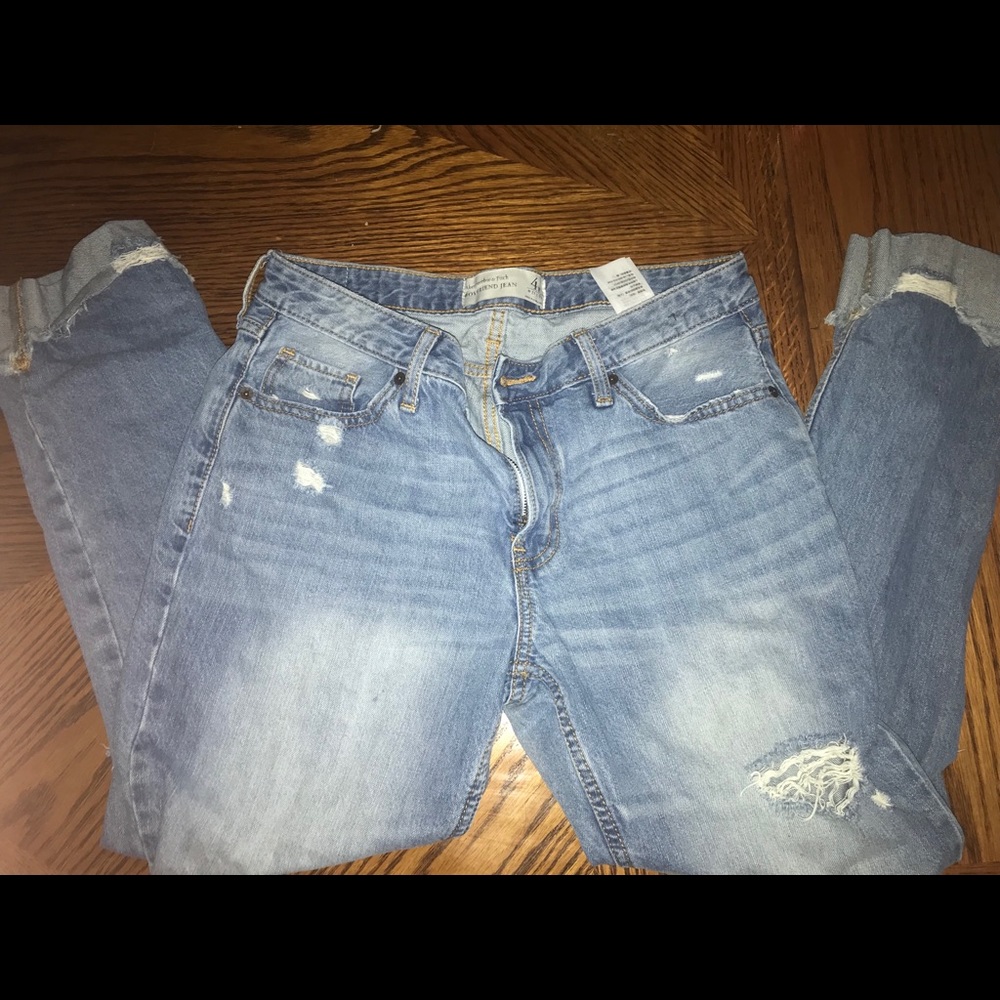 Women’s Boyfriend style jeans size 4r